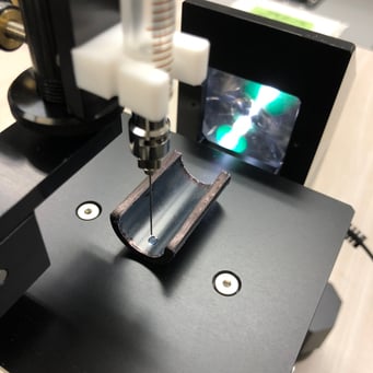 凹状ワークの内壁接触角画像