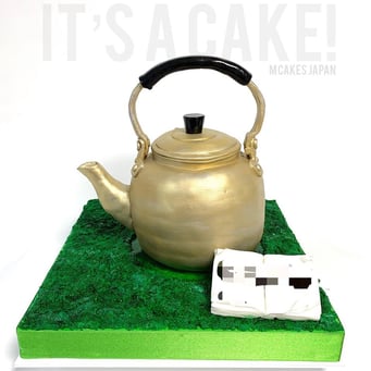 やかん立体ケーキ【誕生日/イベント/オーダーメイドケーキ】