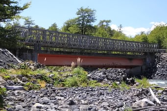 Pumalin Park - pragmatischer Brücken-Neubau