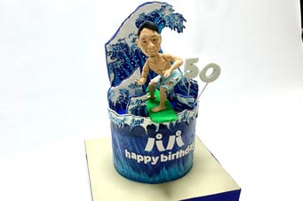 １段サーフィンデザインケーキ【誕生日/イベント/オーダーメイドケーキ】