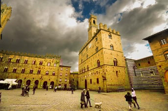 Piazza del Campo in Siena mit dem Wohnmobil