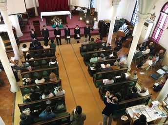 聖堂内に敷かれている畳