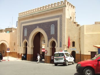 旧市街への入り口です。