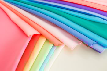 福岡でパーソナルカラー診断を受けるならエクリュへ