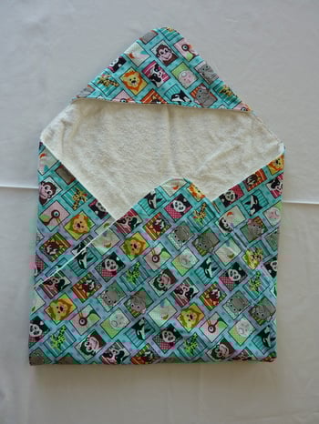 vêtement bébé: sortie de bain