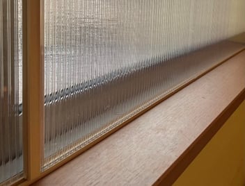 内窓と既存の窓の間に空気層ができ、断熱性がアップ