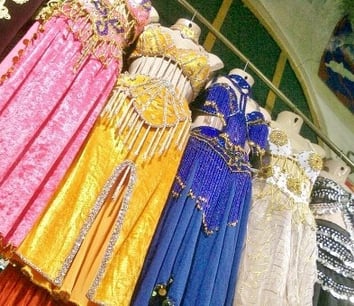 とっても鮮やかで綺麗な「ベリーダンス」の衣装♡　写真はイメージです