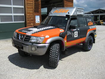 Sitzschienenverlängerung Sonderkonstruktion Rostschutzkonservierung Anhängevorrichtung Multi-Mount Kupplung Sonderkonstruktions-Stahlteile sandgestrahlt 2-Schicht Epoxid Umbauten TÜV 