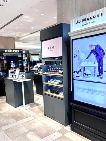 自社ブランド「SCENE」の香水エリアへの出店