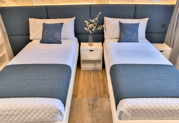 Lower Deck Cabin on board the vessel Galaxy Diver II - Galapagos Shark Diving