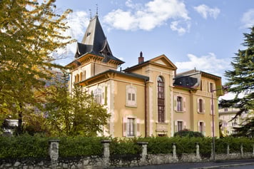 Bâtiment des Mayennets, rue des Cèdres 6