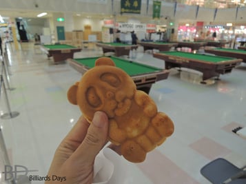 ニッケパークタウン名物（？）のパンダ焼きを食す。美味