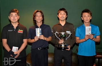 左から、3位菅原、2位永松、優勝内垣、3位浦岡