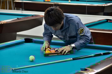 ラックを組む土方隼斗プロ（JPBA）