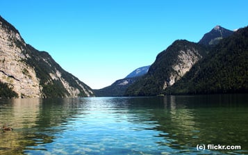 Sonntag: Auf der Rückreise nach Wien bleiben wir am Königssee stehen, wo wir mit dem Schiff nach St.Bartholomä zum Mittagessen fahren.