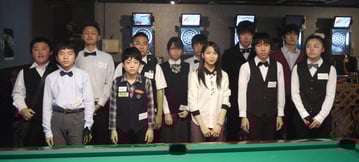 前列右から3番目が平口選手　photo : NBA