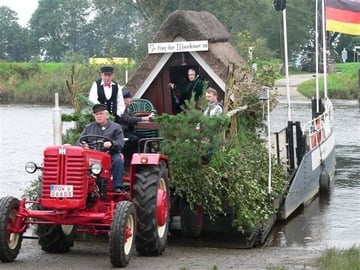 Die Anreise erfolgte über die Oste-Fähre zwischen Ostendorf und Brobergen