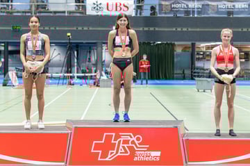 Foto FB SwA: Melissa (links) & Marina (Mitte)