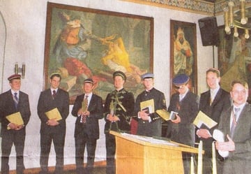 Runde Zahl an Ausgezeichneten: Diplom-Chemiker Dr. Matthias Johannes Bockmeyer (r.) wurde mit der 100. Klinggräff-Medaille geehrt.