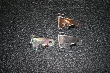 Da sich bei Riechert keiner meldet, hab die Drosselklappenhebel nun doch noch nachgebaut.