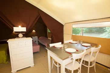 glamping in Dordogne : slapen onder tentdoek