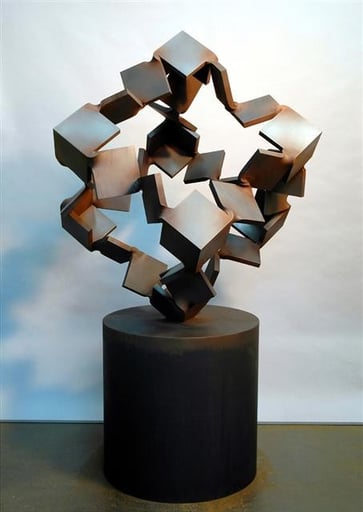 Metamorphosis  ひらかれた立方体 ＜No.M - 12＞ ／  2005　　　　　  ／  cor-ten steel (耐候性鋼)  ／  H.170x95x100 cm