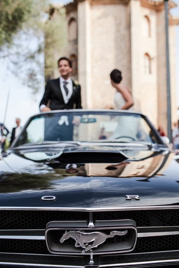 Life-Time.Events happy wedding couple Mustang