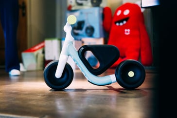 Höchste Sicherheit: Der Spalt zwischen den Reifen und Gabel bzw. Rahmen ist so schmal, dass Finger und Zehen nicht hineingezogen werden können.