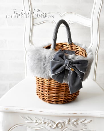 JourFin ラブリボン LoveRibbon りぼん リボン リボン教室 リボン教室芦屋 リボン教室神戸 リボン教室大阪 リボンレッスン リボンレッスン大阪 リボンレッスン神戸 リボンワーク リボンデザイン 木馬リボン リボンインストラクター リボン講師 リボンバッグ リボンカゴバッグ ファーカゴバッグ ファーバッグ ファーリボンバッグ ファー 木馬ファー ファーレッスン