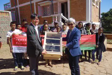 チーム・マダガスカルで寄付されたソーラードライヤー