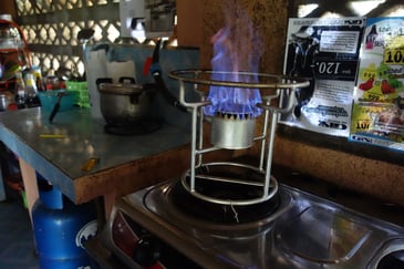 タイの農場で出会ったバイオガス調理器