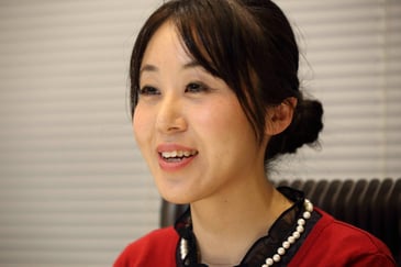 福島初の新電力を立ち上げた須賀川瓦斯橋本直子さん。エコピープルにご登場をきっかけにSwitch for FUKUSHIMAの活動が始まりました。