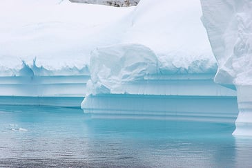 海水温の上昇で南極の氷が溶け続けている！　Tak / CC BY-NC-ND 2.0
