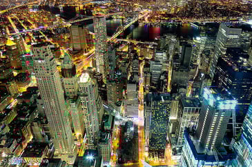 ニューヨークの夜景もグリーンパワーに！ Kolitha de Silva CC BY 2.0