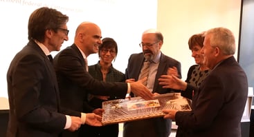 Die Ständeräte Hans Stöckli und Joachim Eder sowie die Nationalrätin Ruth Humbel anlässlich der Gründung vom 14. Dezember 2016 der parlamentarischen Gruppe nichtübertragbare Krankheiten NCD.