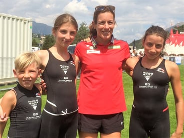 Ben, Silva und Flavia mit Olympiasiegerin Nicola Spiring