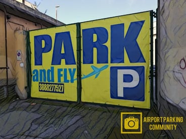 aeroporto genova parking