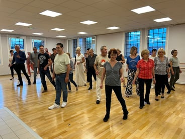 Dernière heure de cours de la dernière saison... envahissement d'élèves inattendu mais tellement bienvenue ;-)))) ***