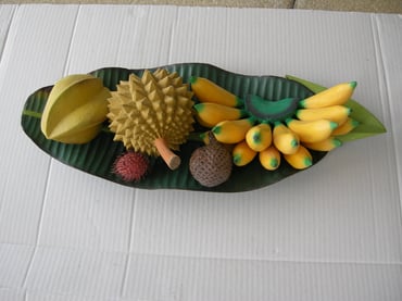 Geschnitzte Früchte