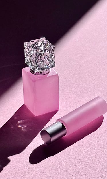 華やぎを纏う、クリスタル。