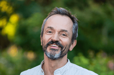 Marc Oberer, MBSR-Lehrer, Schreibcoach und Erwachsenenbildner