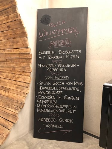 Foto der Tafel mit dem Menü