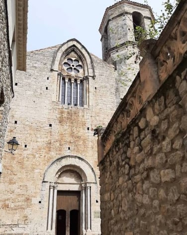 Església de Sant  Vicenç de Besalú 