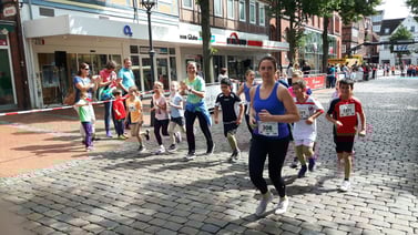 Tolles Laufwetter, gute Stimmung, Bützfleth ist dabei!