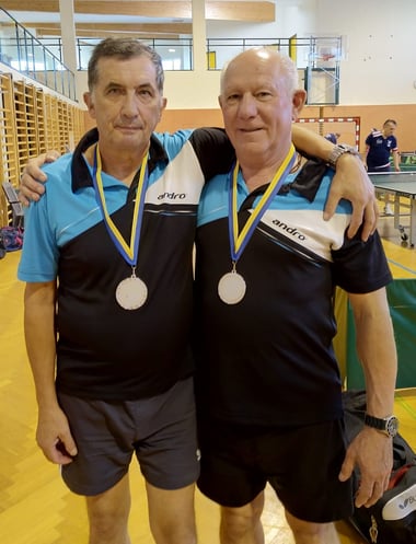 Siegfried Föllerer und Erwin Kohl nach der Siegerehrung in Mistelbach.