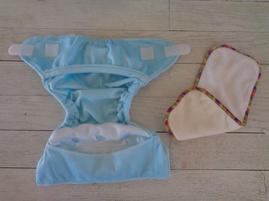 couche lavable newborn nouveau né mopetitou te2 ecomome : insert bambou et microfibre, doublure microfibre