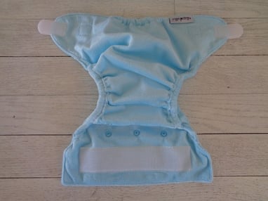 couche lavable newborn nouveau né mopetitou te2 ecomome : face extérieure