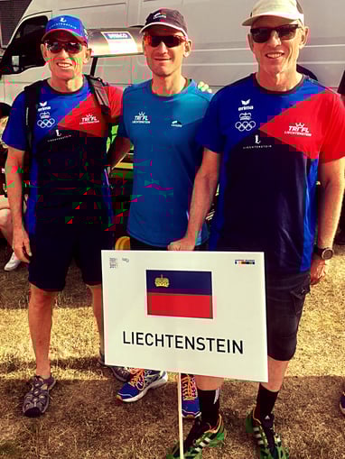 Team LIE an der Eröffnungsfeier: vlnr Michael Schädler, Daniel Gassner, Philip Schädler