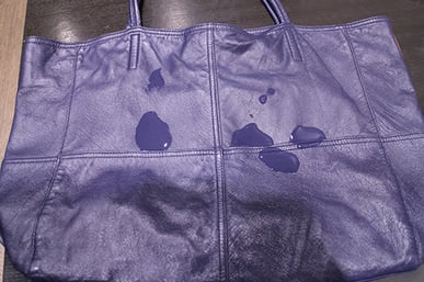 撥水加工で雨の日でも使えるようになりました。