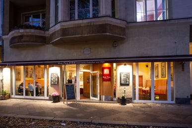 Das Kang-Feng am Platz der Luftbrücke in Berlin.